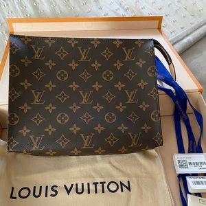 Brand new Louis Vuitton Toiletry 26